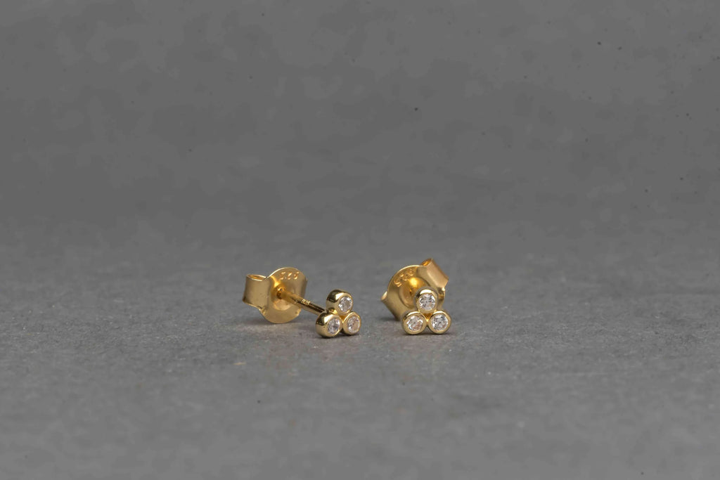 Classic Trio Diamonds Stud Earrings