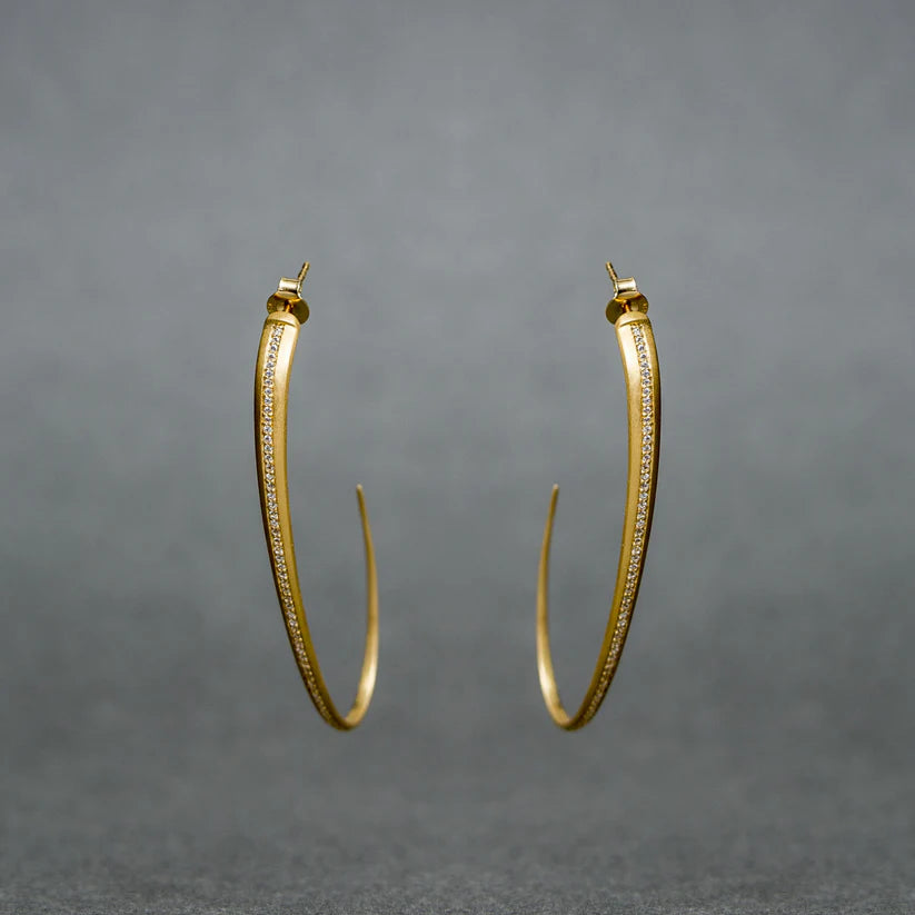 "Comma" Celebrity Sterling Silver Earrings Medium